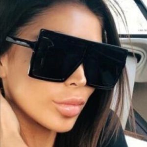 YSL BETTY SUNGLASSES big black square frames